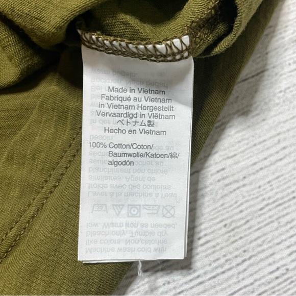 Madewell Solid Green V-Neck Short Sleeve Tee - Picture 5 of 8